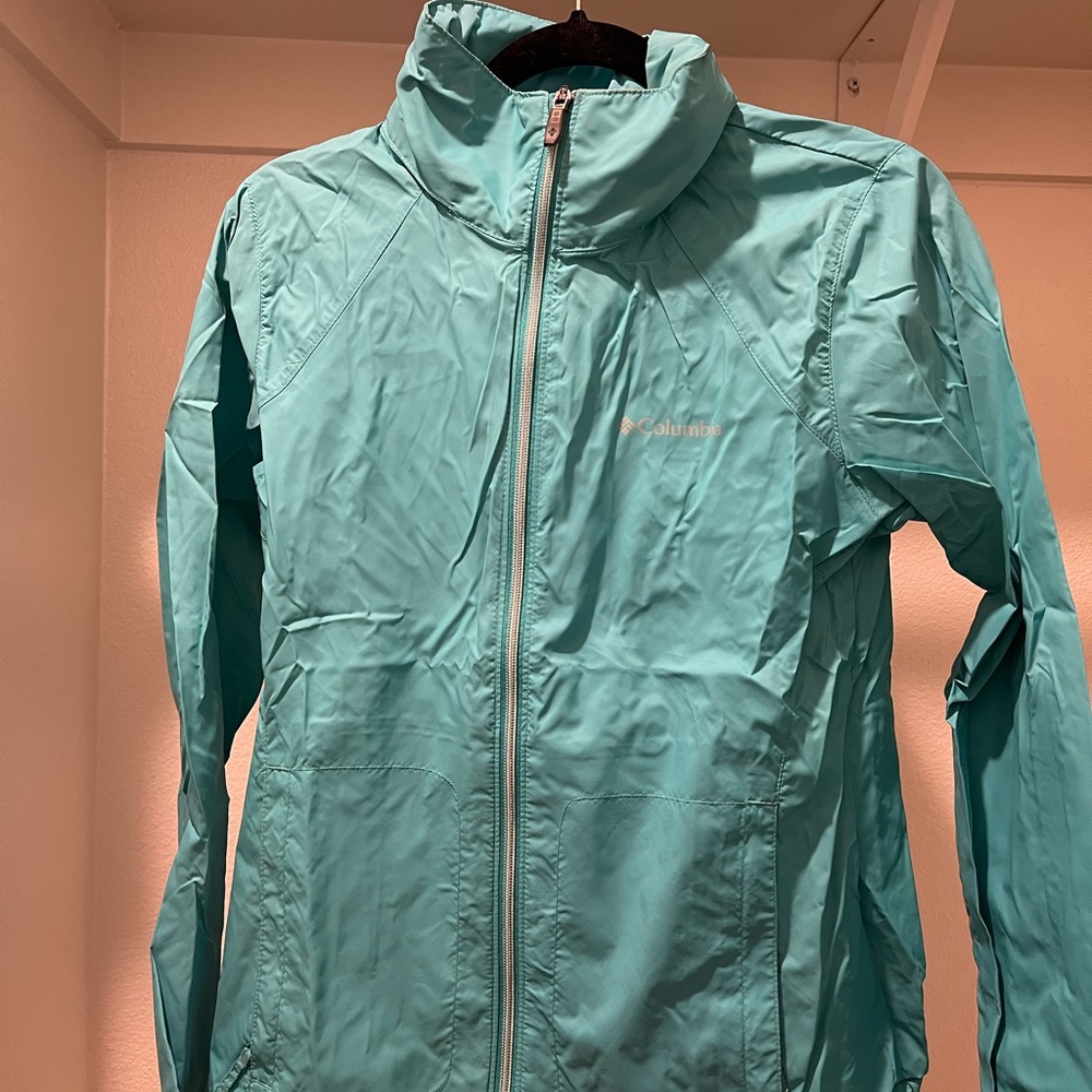 Columbia Women's Teal Wind Breaker